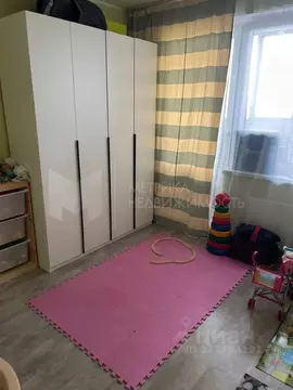 2-к кв. Тюменская область, Тюмень ул. Тальниковая, 3 (55.0 м)