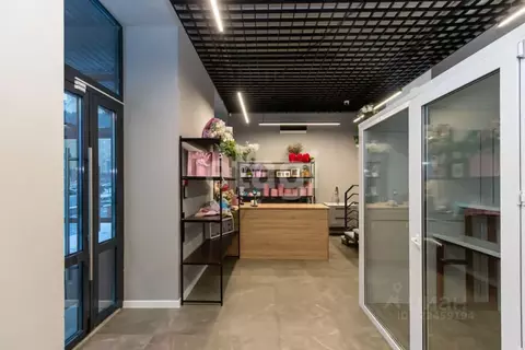 Торговая площадь в Тюменская область, Тюмень ул. Мельникайте, 150 (44 ...