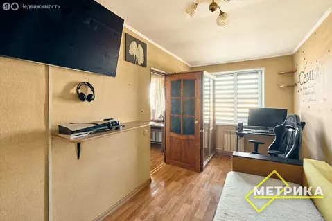 4-комнатная квартира: Артём, Харьковская улица, 4 (57 м)