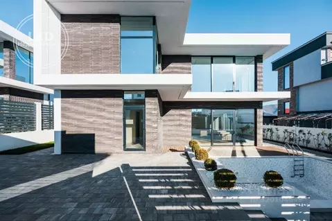 Дом в Краснодарский край, Геленджик Персиковый сад мкр, 506 (272 м)