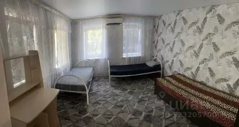 Дом в Краснодарский край, Кропоткин Кавказский район, ул. Костыриной, ...