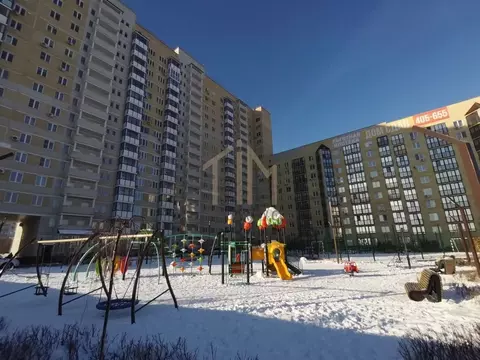 3-к кв. Омская область, Омск ул. 3-я Енисейская, 28 (81.1 м)