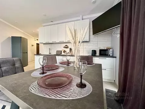 2-к кв. Крым, Алушта ул. Западная, 4 (61.0 м)