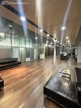 Помещение свободного назначения (1000 м)