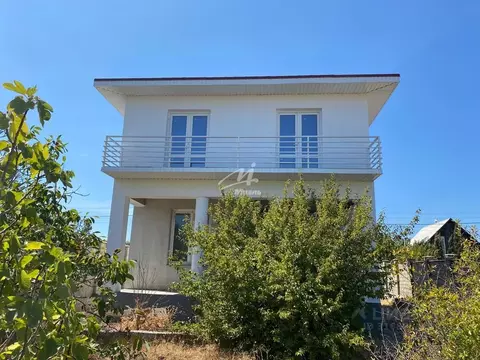 Дом в Севастополь Бриг садоводческое товарищество,  (180 м)