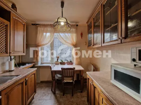 Продается 3-комнатная квартира