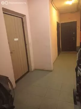 1-комнатная квартира: Октябрьский, Школьная улица, 1к2 (39 м)