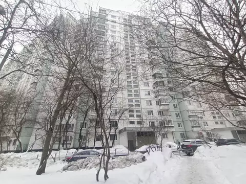 3-к кв. Москва ул. Маршала Катукова, 15К1 (74.9 м)