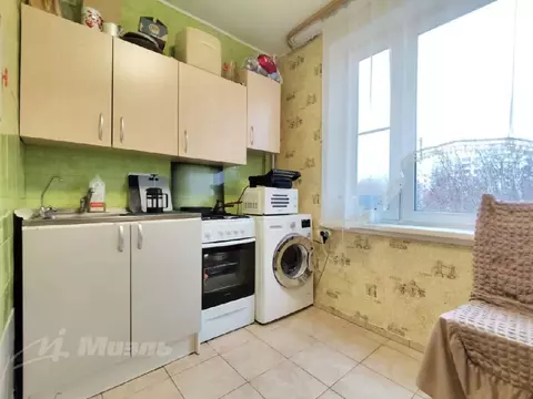 Продается 2-комнатная квартира