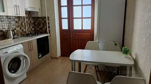 3-к кв. Крым, Симферополь ул. Павленко, 44 (75.0 м)