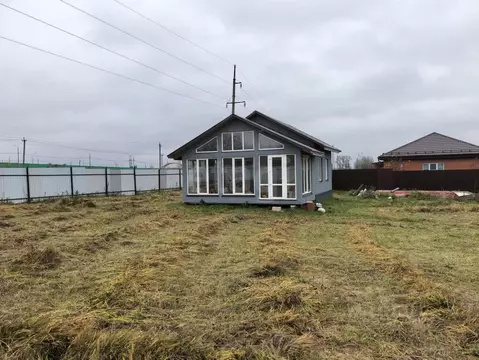 Дом в Калужская область, Малоярославецкий муниципальный округ, с. ...