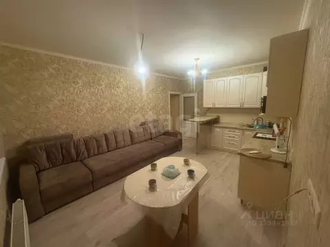 2-к кв. Ханты-Мансийский АО, Сургут ул. Ивана Захарова, 20 (68.0 м)