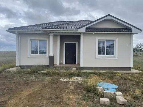 Дом в Крым, Сакский район, с. Уютное, Лазурный кп  (60 м)