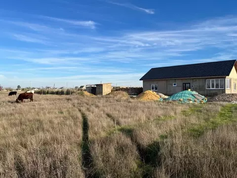 Участок в Крым, Симферопольский район, Николаевское с/пос, с. ...