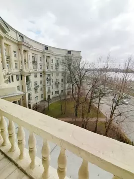 3-к кв. Санкт-Петербург Малоохтинский просп., 94 (73.8 м)