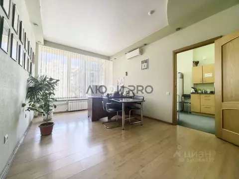 Помещение свободного назначения в Саратовская область, Саратов Мирный ...