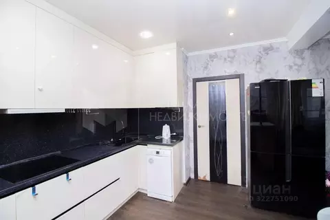 2-к кв. Тюменская область, Тюмень Широтная ул., 156/1 (74.5 м)