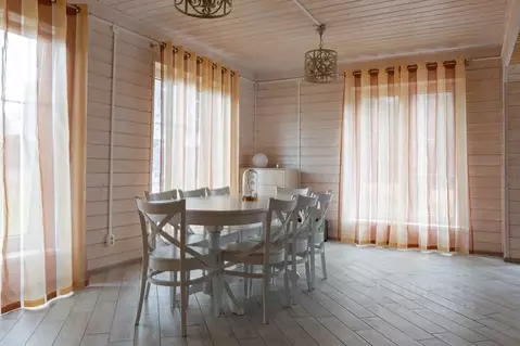 Дом в Ленинградская область, Приозерский район, пос. Мичуринское ул. ...