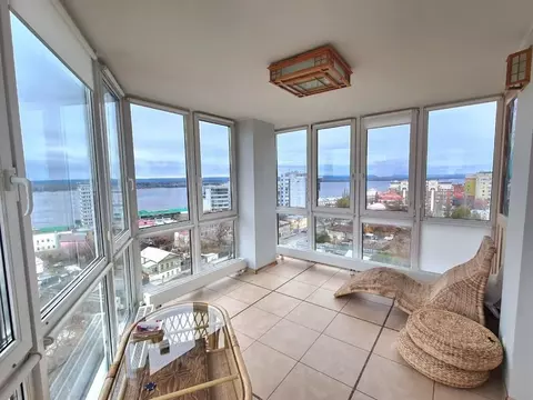 5-к кв. Самарская область, Самара ул. Алексея Толстого, 72 (165.0 м)