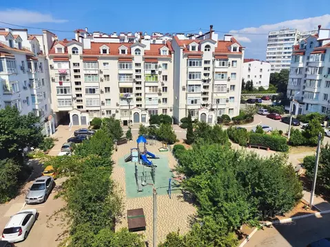 2-к кв. Севастополь просп. Античный, 9 (60.0 м)