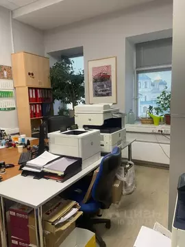 Офис в Москва 1-й Кожевнический пер., 6С1 (208 м)