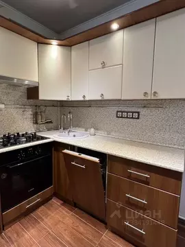 2-к кв. Москва Большая Филевская ул., 53К2 (42.0 м)