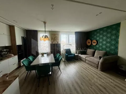 2-к кв. Тюменская область, Тюмень ул. Муравленко, 11 (74.0 м)