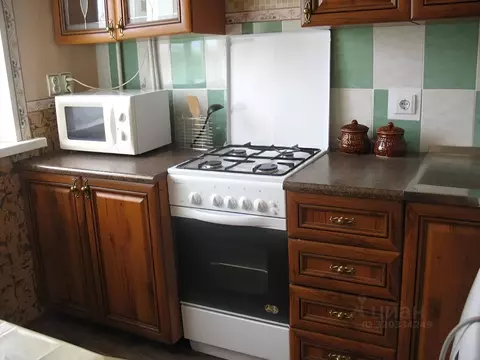 1-к кв. Омская область, Омск Солнечный мкр, ул. Комкова, 3А (30.1 м)