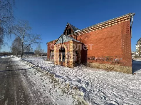 Торговая площадь в Свердловская область, Артемовский ул. Достоевского, ...