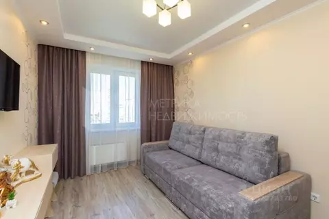 2-к кв. Тюменская область, Тюмень ул. Мебельщиков, 4 (66.0 м)