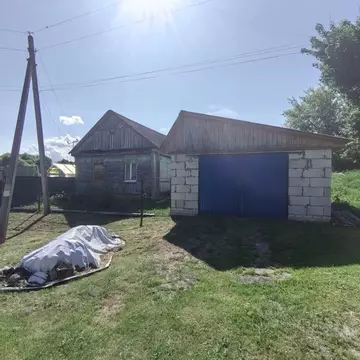 Дом в Брянская область, Брасовское с/пос, с. Брасово ул. Первомайская ...