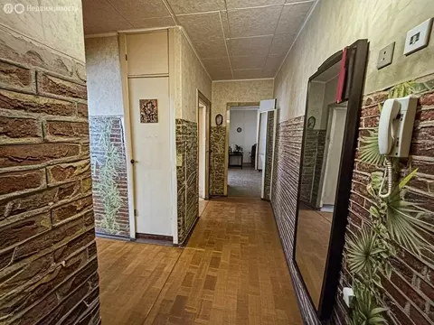 3-комнатная квартира: Казань, Краснококшайская улица, 158 (57.8 м)