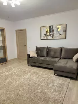 2-к кв. Москва Авиационная ул., 61/2 (58.5 м)