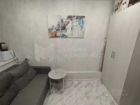 Студия Тюменская область, Тюмень ул. Республики, 239 (16.0 м)