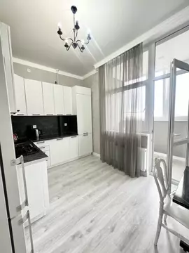 2-к кв. Крым, Симферополь ул. Маршала Советского Союза Буденного С.М., ...