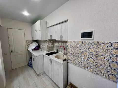 2-к кв. Крым, Симферополь ул. Желябова, 38 (33.8 м)