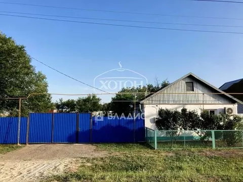 Дом в Калмыкия, Целинный район, с. Вознесеновка ул. Канукова (53 м)