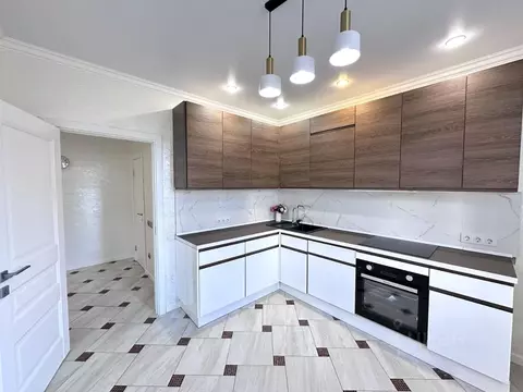 2-к кв. Оренбургская область, Оренбург ул. Карпова, 1/1 (63.1 м)