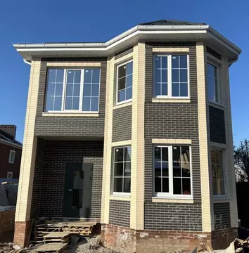 Дом в Ростовская область, Ростов-на-Дону Правовая ул., 42 (157 м)