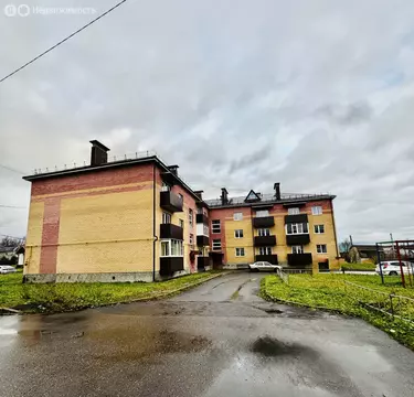 2-комнатная квартира: посёлок Октябрьский, 13А (58 м)