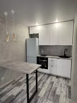 1-к кв. Тюменская область, Тюмень ул. 50 лет Октября, 57Бк2 (37.0 м)