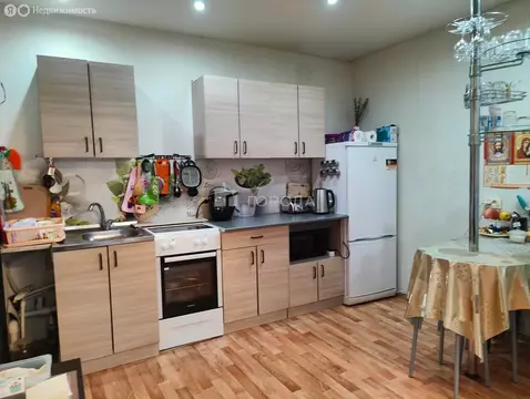 2-комнатная квартира: Новосибирск, улица Макаренко, 33 (29 м)