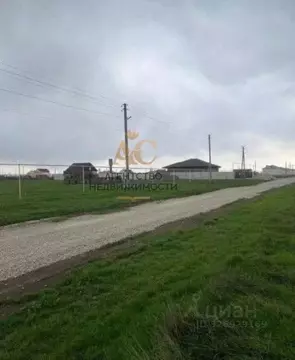 Участок в Крым, Кировский район, с. Яркое Поле ул. Высоцкого, 26 (7.0 ...