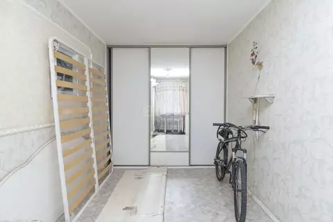 3-к кв. Тюменская область, Тюмень Фабричная ул., 17 (56.0 м)