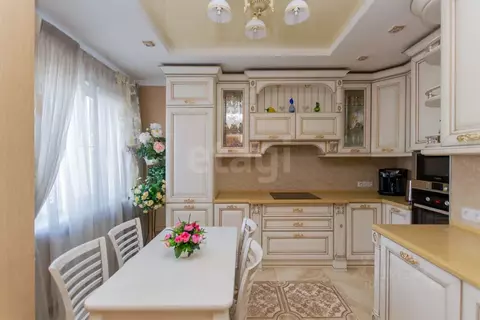 3-к кв. Санкт-Петербург ул. Лени Голикова, 15к5 (74.3 м)