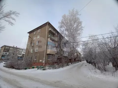 2-к кв. Омская область, Омск ул. 50 лет ВЛКСМ, 15 (43.9 м)