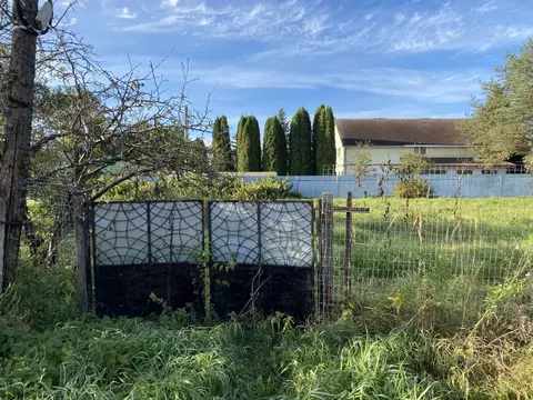 Участок в Тверская область, Конаковский муниципальный округ, д. ...