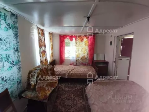 Дом в Волгоградская область, Светлоярский район, Кировское с/пос, ...