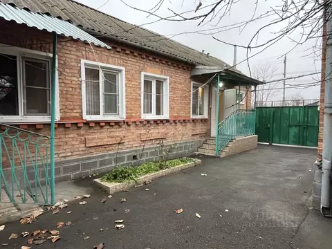 Дом в Северная Осетия, Беслан Правобережный район, ул. Сигова (99 м)