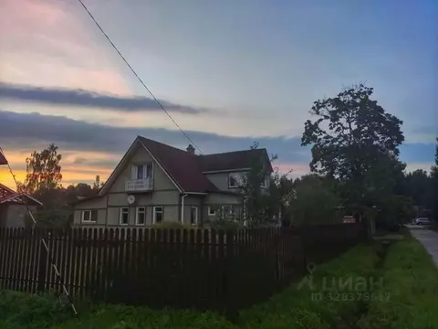 Дом в Ленинградская область, Гатчинский муниципальный округ, пос. ...